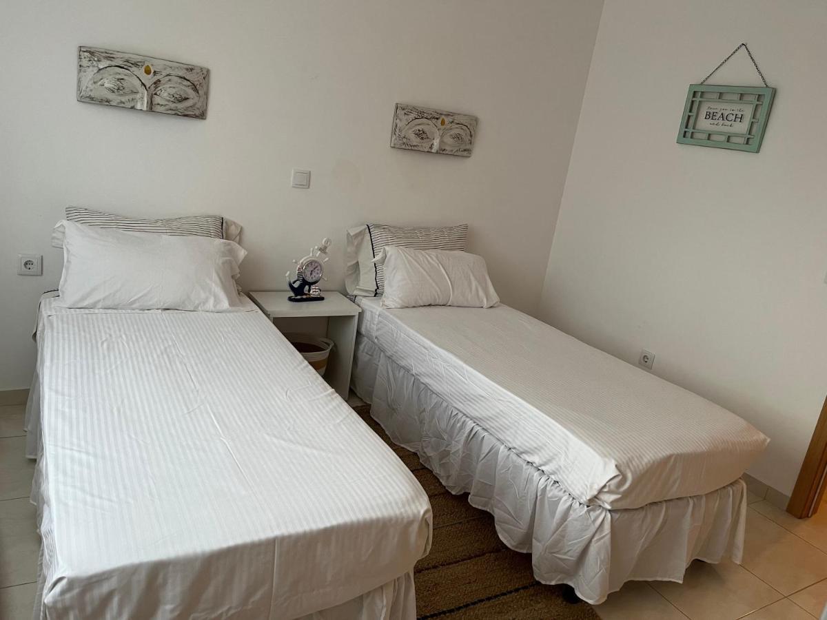 Bright, Luxury And Modern Less Than 500M -Beach Apartment Santa Maria Ngoại thất bức ảnh